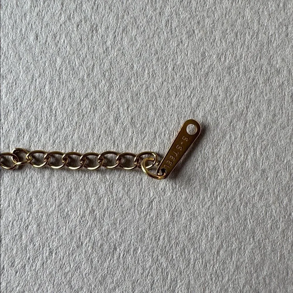 Gold Moon & Sun necklace M666 - Picture 5 of 5
